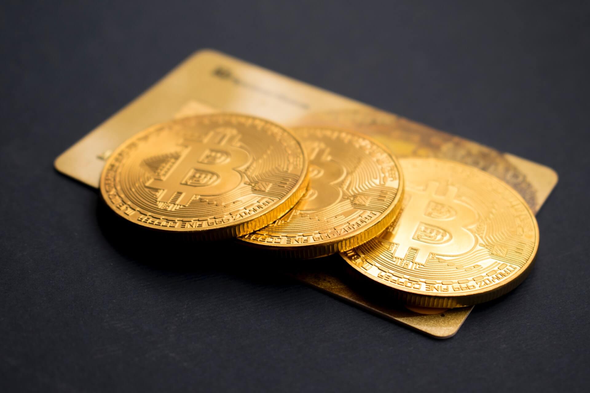 Selling Gold Coins? Here’s How Capital Pawn Can Help