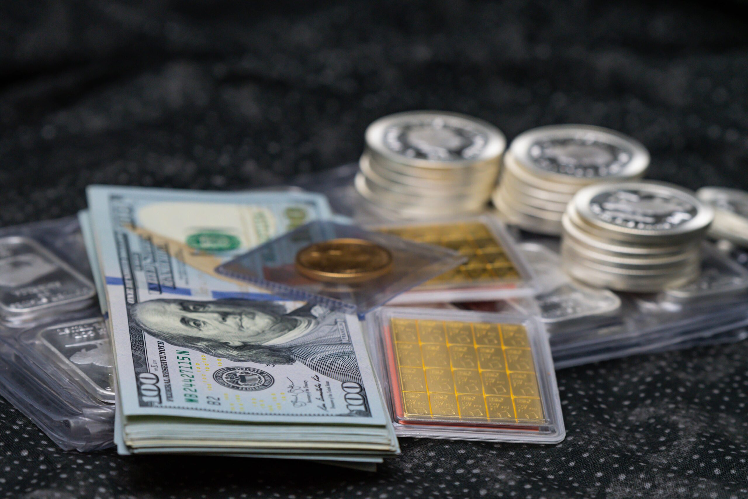 Gold Selling Tips: What You Need to Know Before Visiting Capital Pawn